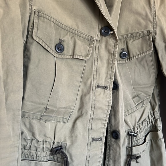 Gap jacket. - Picture 3 of 7